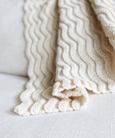 CROCHET PATTERN Wavy Rippled Afghan the Lanmè Throw | Etsy Canada Debrosse Crochet, Artsy Hobbies, Easy Blanket Pattern, Crochet Pattern Blanket, Growing Rosemary, Pattern Blanket, Yarn Bee, Crochet Blanket Designs, Crochet Pumpkin