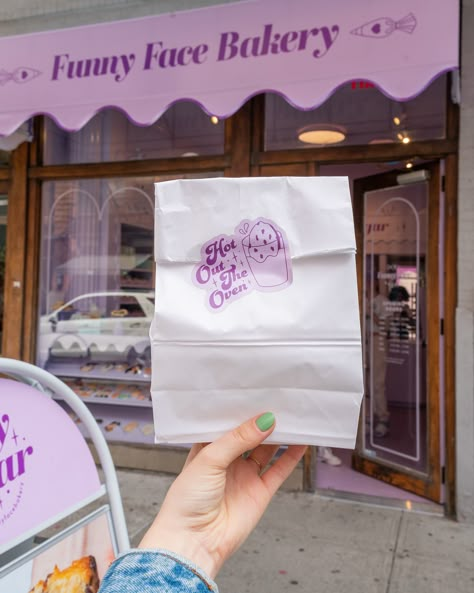 Cookie Store Design, Packaging Design Inspiration Food, Purple Bakery, Cookie Branding, Baguette Appetizer, Cookies Store, Cookie Store, Bakery Branding Design, Cookies Branding