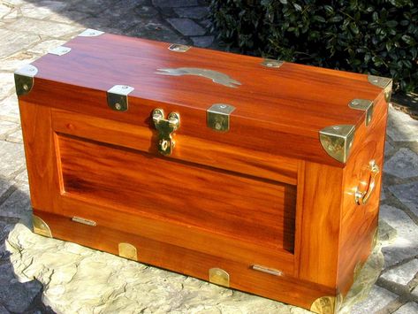 campaign-trunk-box Campaign Furniture Plans, British Campaign Furniture, Intarsia Wood Patterns, Woodworking Plans Patterns, Trunk Box, Woodworking Plans Pdf, Campaign Furniture, Woodworking Projects Furniture, Woodworking Plans Beginner