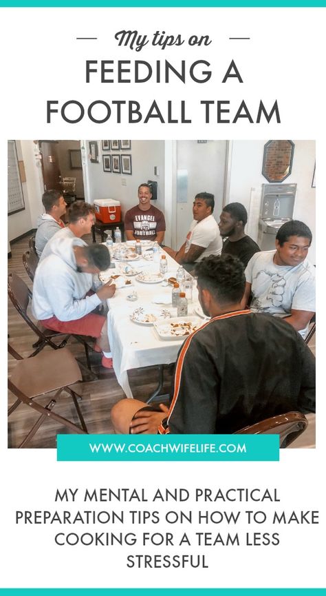 Feeding A Football Team High Schools, High School Team Dinner Ideas, Football Team Dinners High School, Football Team Meals High School, Meals For Football Players, Feeding A Football Team, Football Team Dinner Ideas, Team Meals Before Games, Sports Team Meals