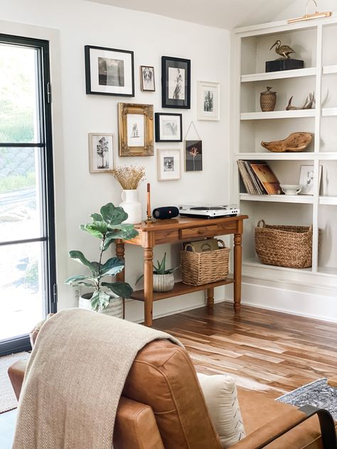 Console Table With Record Player, Record Player Entry Table, Record Player By Tv, Record Table Setup, Record Player On Entry Table, Record Player Decor Display, Record Player Console Table, Living Room With Record Player, Record Player Table Decor