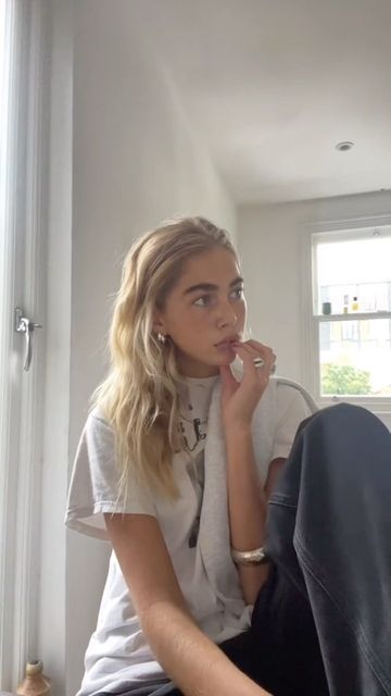 Grace Murphy on Instagram Paris Outfits, Lip Fillers, I Feel Pretty, Classy Casual, Hair Inspiration Color, Girls World, Face Hair, Girl Crushes, Casual Fits