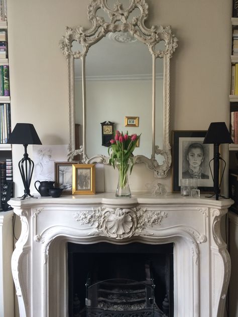 London Townhouse Aesthetic Interior, London Townhouse Bedroom, Mantelpiece Ideas, London Townhouse Interior, Mantelpiece Decor, Townhouse Interior, London Townhouse, Dream Room Inspiration, Dream Apartment