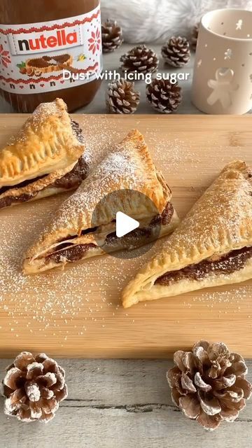 Desserts With Nutella, Puff Pastry Nutella, Water Icing, Recipes Nutella, Chocolate Pastries, Mini Pastry, Foodporn Dessert, Mini Pastries, Nutella Desserts