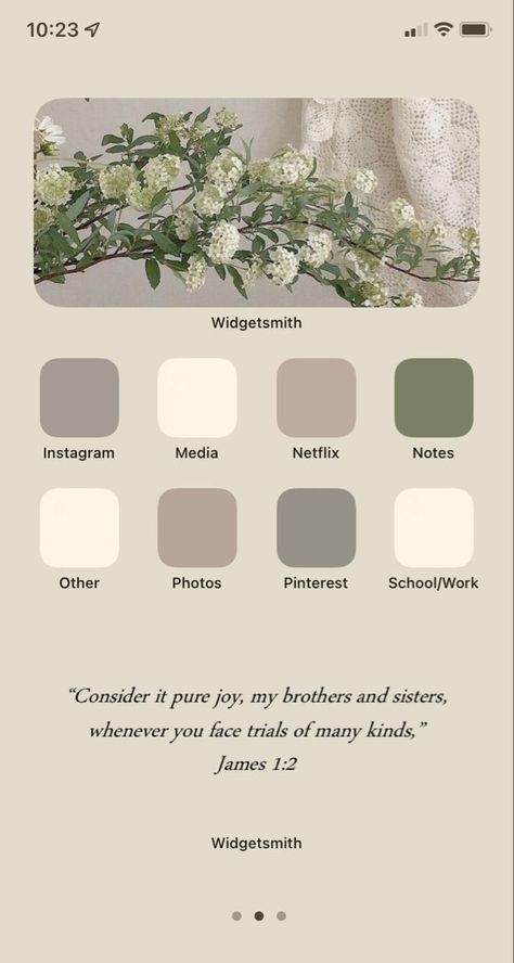 Ios 16 Wallpaper Beige Aesthetic, Neutral Aesthetic Home Screen, Ios 16 Home Screen Minimalist, Beige Iphone Theme Ideas, Neutral Homescreen Ideas, Beige Aesthetic Homescreen Layout, Vintage Widgetsmith Ideas, Simple Ios 16 Homescreen Ideas, Beige Lockscreen Aesthetic Minimalist