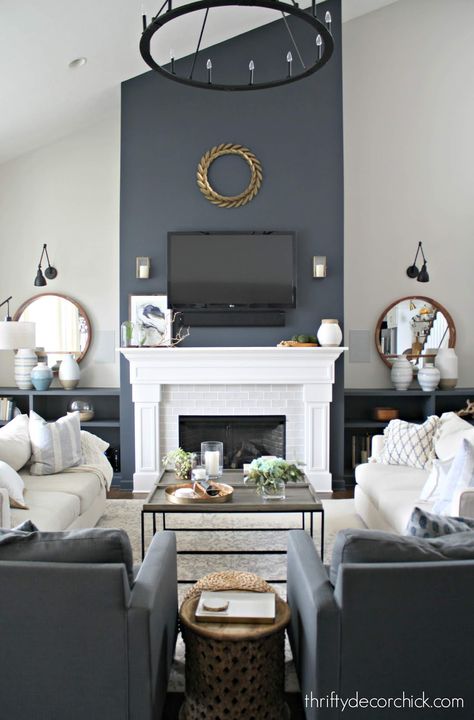 Dramatic fireplace wall makeover! from Thrifty Decor Chick Casa Rock, Fireplace Accent Walls, Tall Fireplace, Thrifty Decor Chick, Accent Walls In Living Room, Thrifty Decor, Fireplace Remodel, Home Fireplace, Family Room Design