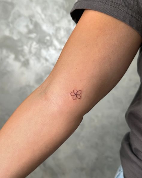 Dainty Small Tattoos For Women, Small Upper Arm Tattoos For Women, Little Flower Tattoo, Inner Arm Tattoos For Women, Inner Upper Arm Tattoos, May Tattoo, Frangipani Tattoo, Karma Tattoo, Peace Tattoos