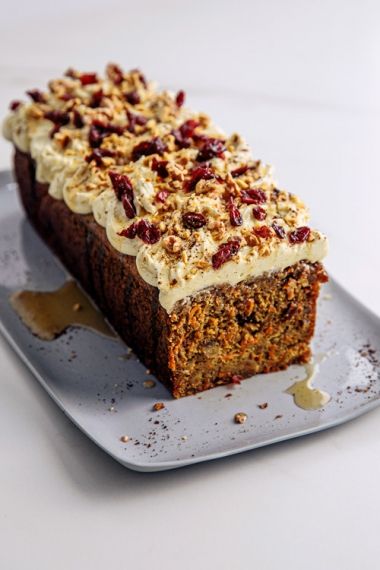 Craisin Spiced Carrot Cake with Cream Cheese Frosting | Beautiful food, simple wholesome recipes & the occasional sweet treat | Gather & Feast Carrot Cake Christmas Decoration, Carrot Cake Christmas, Potato Cake Recipe, Carrot Cake Recipe Homemade, Carrot Cake Dessert, Sweet Potato Cakes, Carrot Cake Decoration, Sweet Potato Cake Recipe, Carrot Cake Recipe Healthy