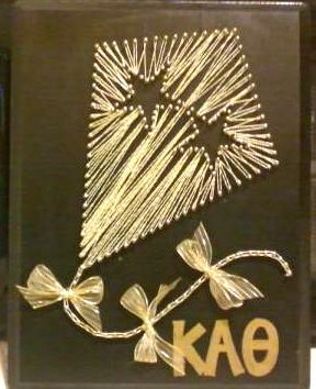 For those with a lot of time, this would make a great wall decoration or #BigLittle gift! #KappaAlphaTheta #Theta Theta Kite, Theta Crafts, Big Little Reveal Ideas, Greek Crafts, Big Little Basket, Fly A Kite, Go Fly A Kite, Little Crafts, Sorority Ideas