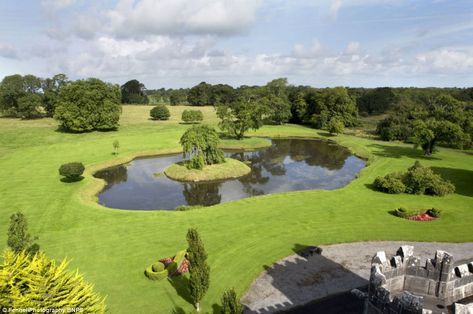 Lake Garden Ideas, Manmade Pond, Garden Design Software, Castle Landscape, Estate Gardens, Farm Pond, Castle Ireland, Lake Garden, Fountains Backyard