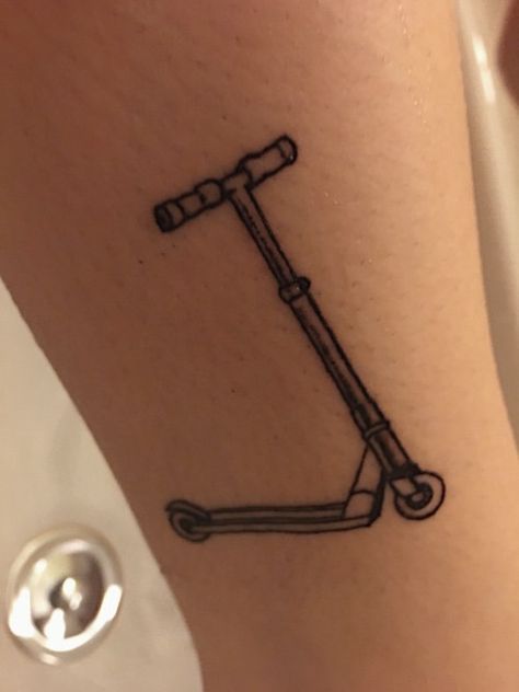 Razor Scooter Tattoo, Scooter Tattoo Design, Symbolic Things, Scooter Tattoo, Roller Tattoo, Dance Tattoos, Auto Services And Repair, Dance Tattoo, Razor Scooter