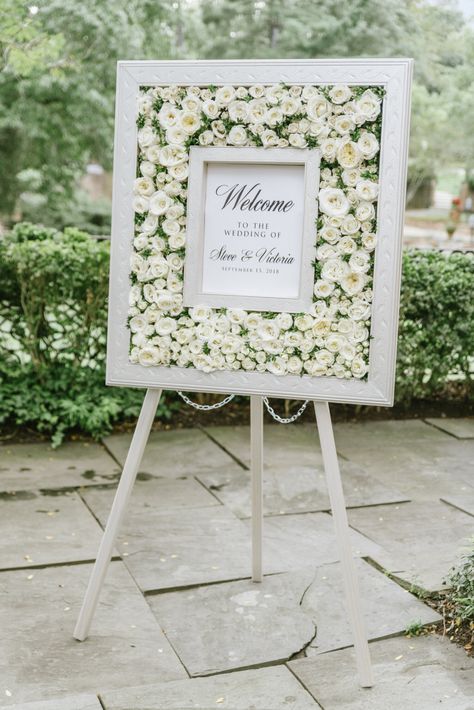 White With Greenery Wedding, Diy Wedding Welcome Sign, Box Arrangement, Wedding Sign Decor, Wedding Welcome Board, Wedding Cards Handmade, Event Sign, Wedding Decor Style, Florist Shop