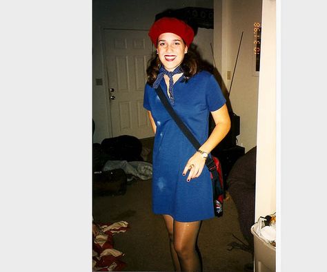 Monica! 90s Costumes, 90s Fancy Dress, Blue Dress Costume, Fire Costume, Got A Job, Monica Lewinsky, 90s Costume, Halloween 2, Cool Costumes