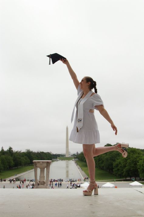 graduation picture, girl holding cap on national mall Dc Graduation Pictures, Dc Grad Photos, Lincoln Memorial Graduation Photos, Cal Poly Grad Photos, Uw Madison Graduation Pictures, Lincoln Memorial, National Mall, Grad Pics, Grad Photos