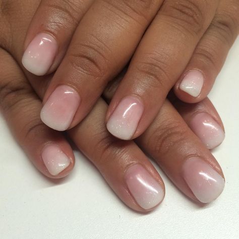 Kylie Jenner debuted an ombre french manicure (aka baby boomer nails). The nail art features a gradient of your go-to French tip colors. Hombre French Nails Short, French Tip Nails Squoval Short, Ombré Nails At Home, Solar Nails Natural Short, Natural Nails Shellac French Tips, Super Short Manicure, Micro French Manicure Short Nails, Short Fingernails Painted, French Gel Manicure Short Natural Nails