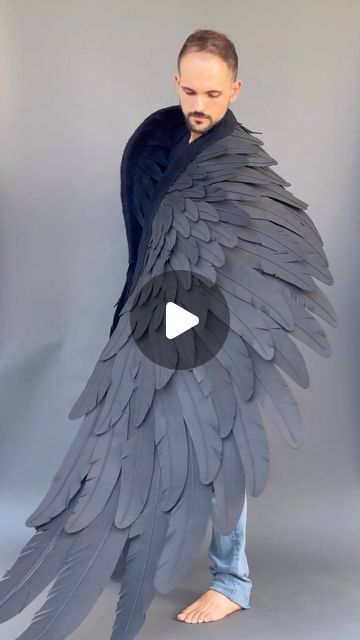 Retractable Wings Diy, How To Make Feather Wings, Feather Cape Diy, Foam Wings Diy, Eva Foam Wings, How To Make Cosplay Wings, Diy Feather Wings, How To Make Wings Costume, Diy Wings Costume