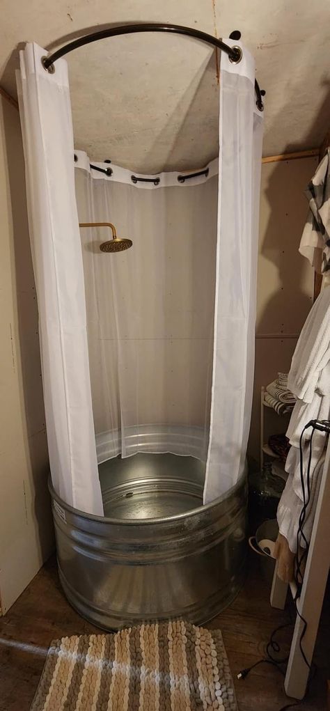 Galvanized Tub Shower Ideas, Aframe Camper Remodel, Tiny Home Bathroom Ideas, Tin Bathroom Ideas, Barndominium Bathroom Ideas, Rv Tub, Cowgirl Bathroom, Galvanized Bathtub, Tiny House Shower