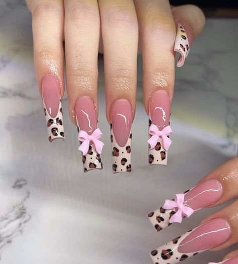 Pink Cheetah Nails, Beige Nails Design, Cheetah Print Nails, Leopard Print Nails, Baddie Nails, Colored Acrylic Nails, Print Nails, French Acrylic Nails, Really Cute Nails