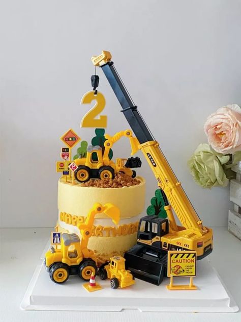 Construction Site Birthday Cake, Construction Party Cake, Crane Cake, Construction Party Cakes, Excavator Cake, Tractor Birthday Cakes, Construction Birthday Cake, Crane Construction, Tractor Cake