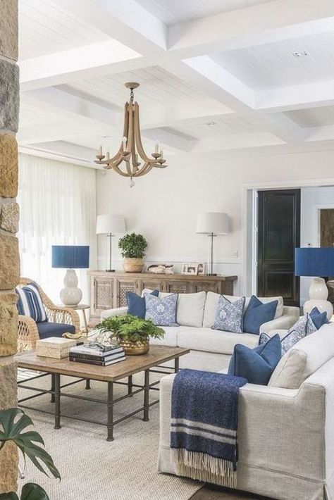 Navy and cream living room with a coastal decor vibe Navy And Cream Living Room, Blue And Cream Living Room, Living Room French Country, Living Room French, Coastal Living Room Furniture, Navy Living Rooms, Blue And White Living Room, Navy Blue Living Room, Cream Living Rooms