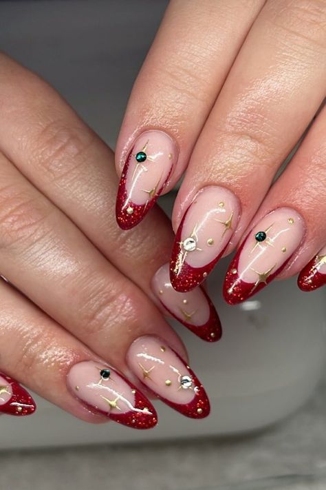 30 Breathtaking Red French Manicure Ideas Nobody Can Resist Red Nails Gold French Tip, Red And Gold Nail Designs, Red Gold Nails, Red Glitter Nail Polish, Red French Manicure, French Manicure Ideas, Nail Makeover, Ruby Nails, Short French Nails