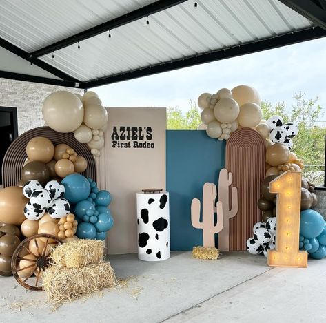 Square Chiara Backdrop, My First Rodeo Decorations, First Rodeo Birthday Boy Decorations, First Rodeo Birthday Party Boy, Western First Birthday Boy, Rodeo Birthday Party Ideas, My First Rodeo Birthday Party, First Rodeo Birthday Party, My First Rodeo Birthday