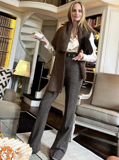 Lauren Santo Domingo Style, Lauren Santo Domingo, Paris October, Functional Fashion, Kaia Gerber, Smart Casual Outfit, Star Style, Diva Fashion, Work Looks