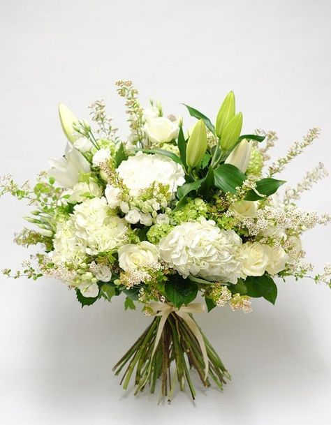 Mum Flower Arrangement, Mum Flower, Graduation Flowers, Wedding Flower Bouquets, Fresh Flower Bouquets, Flower Care, White Hydrangea, Seasonal Flowers, Fresh Flower