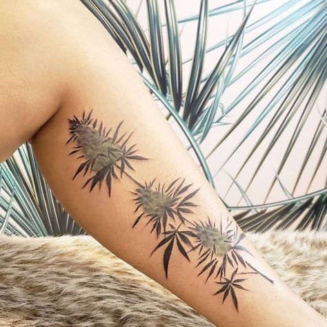 Hammer Tattoo, Wax Pot, Small Pretty Tattoos, Plant Tattoo, Pattern Tattoo, Tattoo Design Drawings, Pretty Tattoos, Inspirational Tattoos, Leg Tattoos