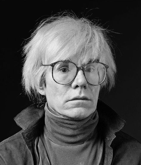 Andy Warhol photographed by Wolfgang Wesener on December 26, 1986. Andy Warhol Photography, Andy Warhol Portraits, Warhol Paintings, Margaret Keane, December 26, Face Photography, Cinematic Photography, Pop Artist, How To Draw Hair