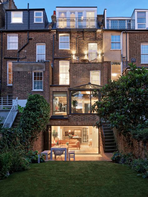 v2com newswire: Press release distribution, Architecture, Design, Lifestyle London Townhouse Interior, Victorian House London, Terraced House Interior, London House Interior, Terrace House Design, London Terrace House, Townhouse Interior, Victoria House, Modern Townhouse