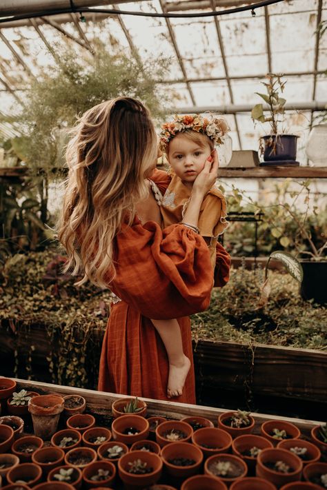 Family — Jesse Salter Photography Jesse Salter Photography, Mom And Me Photos, Boho Family Photos, Mom Daughter Photography, Greenhouse Pictures, Mommy Daughter Photoshoot, Spring Family Pictures, Boho Photoshoot, Motherhood Photos