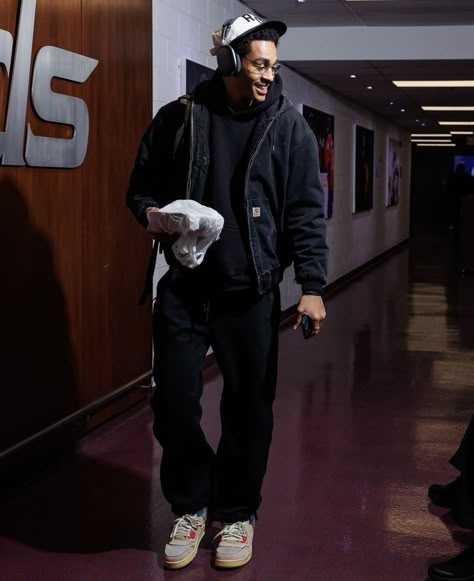 Jordan Poole Outfit Aesthetic, Jordan Poole Fits, Jordan Poole Outfit, Jordan Poole Interview, Asap Rocky Varsity Jacket, League Fits, Jordans Outfits, Black Teens Fashion, Jordan Poole