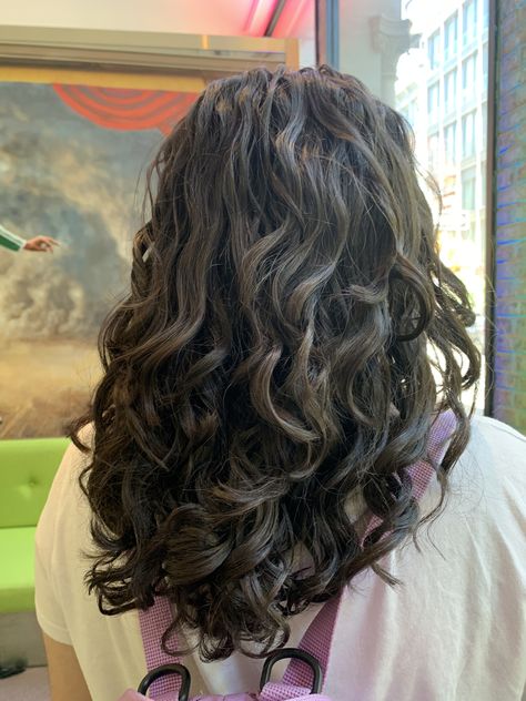 #DevaCut #DevaCurl #WavyHair #CurlyHair Wavy Hair Devacut, Deva Curl Cut, Deva Cut, Deva Curl, Wavy Hair, Hair Inspo, Hair And Nails, Curly Hair Styles, Hair Cuts