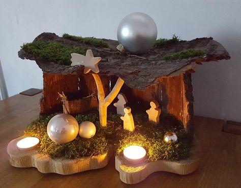 Weihnachtskrippe Krippe aus Holz und Baumrinde *selbstbasteln* Diy Holz, Hello My Name Is, Nativity Scene, Diy Baby Stuff, Winter Christmas, Last Minute, Diy For Kids, Advent, Nativity