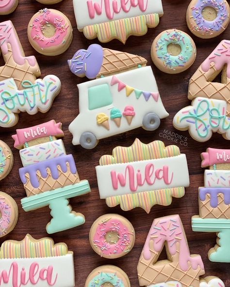 4 Ever Sweet Birthday Cookies, Four Ever Sweet Cookies, Ice Cream Sugar Cookies Decorated, Ice Cream Birthday Cookies, Ice Cream Party Cookies, Ice Cream Decorated Cookies, Ice Cream Theme Cookies, Dessert Theme Party, Ice Cream Cookies Decorated