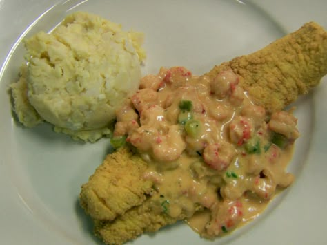 Fried Catfish topped with Crawfish Au Gratin Sauce from FoodNetwork.com Au Gratin Sauce Recipe, Crawfish Recipes, Catfish Recipes, Cajun Dishes, Cajun Creole Recipes, Mardi Gras Food, Fried Catfish, Cajun Cooking, Louisiana Recipes