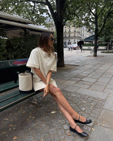 All Posts • Instagram Mary Jane Flats Outfit, Ballerina Flats Outfit, Mary Jane Outfit, Mary Janes Outfit, Mary Jane Shoes Outfit, Flat Shoes Outfit, Ballet Flats Outfit, Ballerina Outfit, Flats Outfit