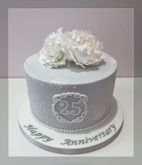 25th Anniversary Cake Ideas, Wedding Anniversary Cake Ideas, 25th Wedding Anniversary Cake, 25th Wedding Anniversary Wishes, Silver Wedding Anniversary Cake, Anniversary Cake Ideas, 25th Anniversary Decorations, 25th Anniversary Cake, 25th Wedding Anniversary Cakes