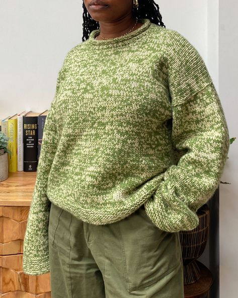 "This listing is for a digital download of the Chalet Jumper Knitting Pattern.  The Chalet Jumper is a two-toned, oversized, drop-shoulder jumper with extra long sleeves and a roll neck, creating the perfect cosy fit. It is knitted in an overall stockinette stitch with a garter stitch hem and cuffs. This pattern is best suited for confident beginners/ intermediate knitters. Level: Confident Beginner to Intermediate Required Techniques: knitted cast on, knitting in the round, knitting flat, stockinette stitch, garter stitch, 1x1 rib stitch, German short rows, increasing, decreasing, backwards loop cast on, picking up stitches and binding off. Language: English Sizes: XS - 5XL written as: size 1 (size 2) size 3 (size 4) size 5 (size 6) size 7 (size 8) size 9 Size 1: XS - 30\"- 32\" Size 2: S Round Knitting, Knitting In The Round, Cast On Knitting, Jumper Knitting Pattern, Jumper Patterns, Pull Oversize, Aran Weight Yarn, Extra Long Sleeves, Knit In The Round