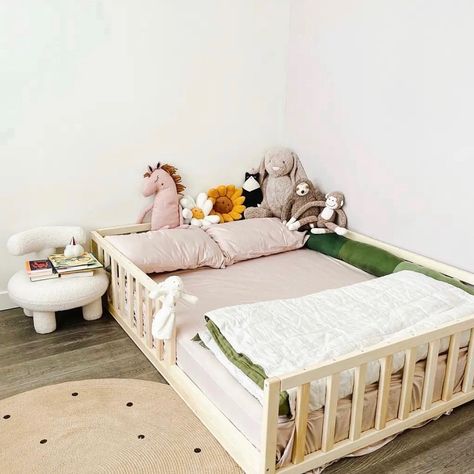 27 Toddler Boy Room Decor Ideas – Best Case Parenting Toddler Floor Bed Boy Room Ideas, Toddler Boy Room Decor Ideas, Boy Room Ideas Toddler, Toddler Room Boy, Boys Car Bedroom, Boy Toddler Room, Designing A Room, Toddler Floor Bed, Toddler Boy Room Decor