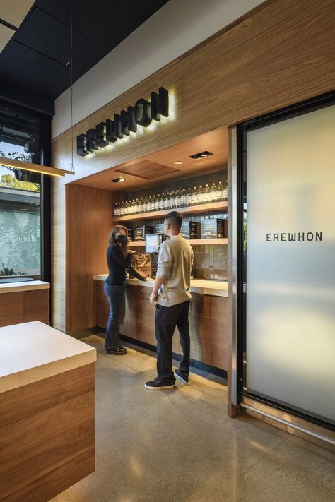 Los Angeles Architects | Grocery Stores | Erewhon Market - RDC Erewhon Market, Masterplan Architecture, Ventura Boulevard, Retail Branding, Store Plan, Grocery Market, Grocery Store Design, Adaptive Reuse, Store Design Interior