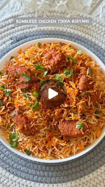 6.5K views · 1K likes | Patricia Colaco on Instagram: "📌BONELESS CHICKEN TIKKA BIRYANI 🍗⤵️  #saveforlater & follow @fortheloveoffood90 for more quick & easy recipes   Here is a delicious and masalaydar chicken tikka biryani. Make yours for Eid with extra long grain basmati rice with @shehrazade_foods 🍚  🍗For the chicken marination: 500-600gm of boneless chicken breast(cut into tikka pieces),marinate with 4 1/2 tsp of Kashmiri chilli powder,3/4tsp of garam masala,2tsp of ginger garlic paste,1tsp of green chilli paste,4tbsp of curd,2tsp of lemon juice,1tsp of salt,2tbsp of oil.Marinate & keep aside for an hour. Then fry the tikka pieces with some oil in a heated pan on med heat for 3 mins on each side.Once done,add a piece of charcoal on a foil to cover & smoked it up.  🥘For the gravy: Boneless Chicken Biryani, Chicken Tikka Biryani Recipes, Boneless Chicken Recipes Indian, Chicken Biryani Recipe Indian, Tikka Biryani Recipe, Chicken Marination, Chicken Tikka Biryani, Easy Chicken Biryani Recipe, Kashmiri Chilli