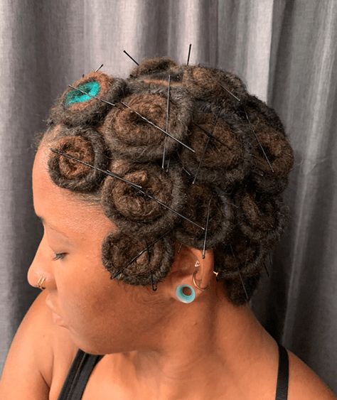 How To Create Pin Curls on Thick Locs | The Digital Loctician Curls On Locs, Rockabilly Hair Tutorials, Pin Curl Hair, Create Pin, Thick Locs, Micro Braids Hairstyles, Bleached Hair Repair, Locs Styles, Ballroom Hair