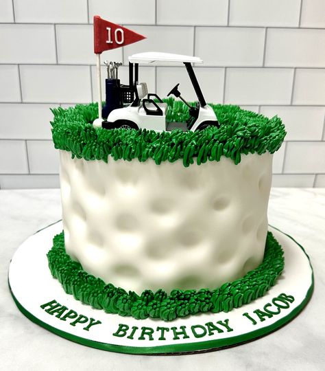 Golf Cakes For Men Birthdays, Sports Cake Ideas, Master Party, Golf Birthday Cake, Golf Wedding Cake, Golf Ball Cake, Golf Themed Cakes, Golfers Birthday, Bachelor Cake