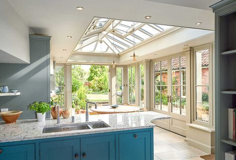 Transforming Your Home with a Kitchen Orangery Extension Orangery Extension Kitchen Open Plan, Orangery Extension Kitchen, Orangery Kitchen, Sunroom Renovation, Kitchen Orangery, Kitchen Conservatory, Orangery Extension, House Extension Ideas, Conservatory Decor