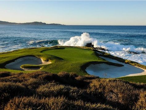 Golf Course Photography, Top Golf Courses, Augusta Golf, Famous Golf Courses, Public Golf Courses, Golf Art, Best Golf Courses, Beach Golf, Pebble Pictures