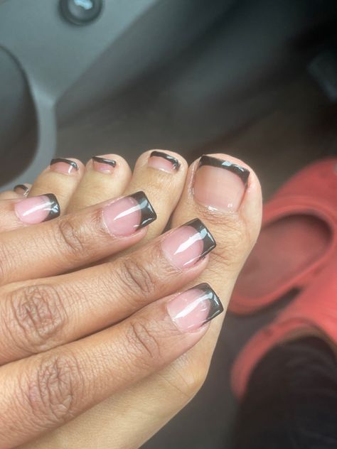 Cute Short Black French Tip Nails, Clear With Black Tip Nails, Short Nails Ideas French Tip Black, Black French Tip Mani Pedi, Black Shirt French Tip, French Top Toes Black Women, Black French Tip Nails Natural, Dark Color French Tip Nails, Black Toe French Tip