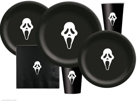 Scream Birthday Party Theme, Ghost Face Birthday Party, Scream Themed Birthday Parties, Scream Themed Party, Ghostface Birthday, Ghostface Party, Scream Party, Halloween Birthday Party Decorations, Horror Room