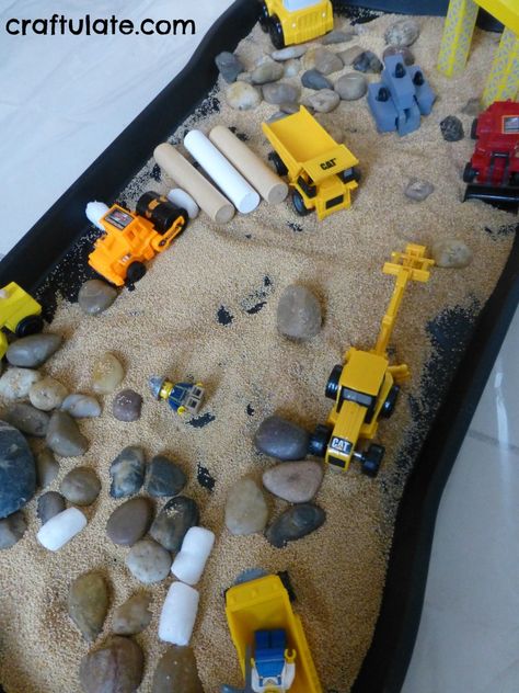 Construction Site Sensory Play Construction Play, Construction Activities, Sensory Boxes, Tuff Tray, Construction Theme, Messy Play, Small World Play, Construction Vehicles, Sensory Bins